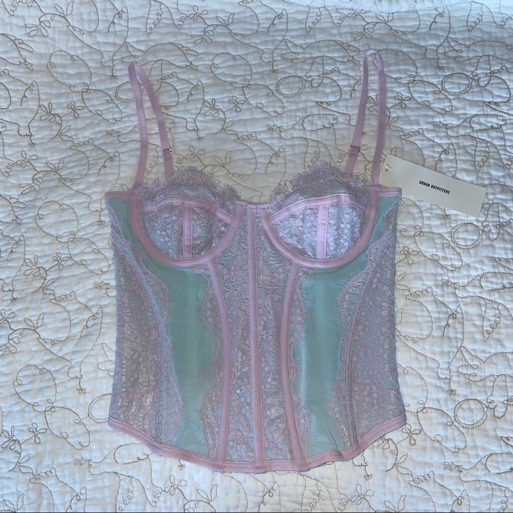 ✨BNWT Urban Outfitters Out From Under Modern Love Corset